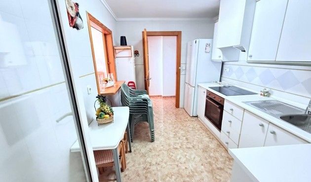 Brukt - Apartment -
Torrevieja - La Mata