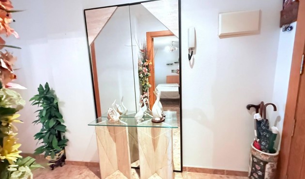 Brukt - Apartment -
Torrevieja - La Mata