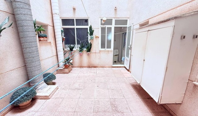 Brukt - Apartment -
Torrevieja - La Mata