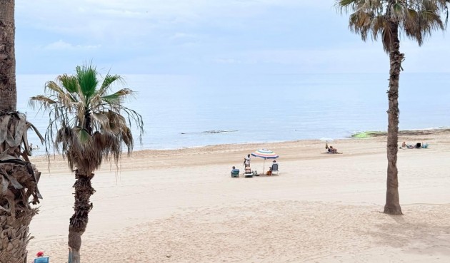 Brukt - Apartment -
Torrevieja - La Mata