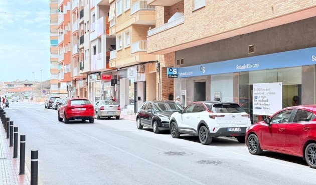 Brukt - Apartment -
Torrevieja - La Mata