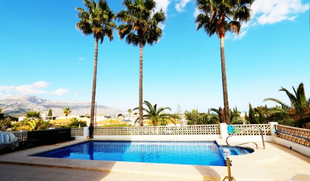 Resale - Villa -
La Nucía - Costa Blanca