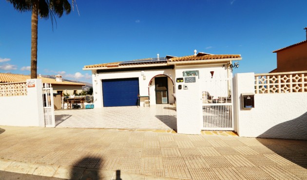 Resale - Villa -
La Nucía - Costa Blanca