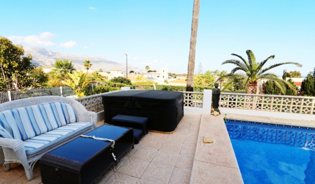 Resale - Villa -
La Nucía - Costa Blanca
