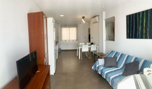 Resale - Apartment -
Guardamar del Segura - Pueblo
