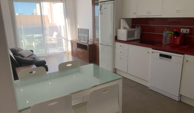 Resale - Apartment -
Guardamar del Segura - Pueblo