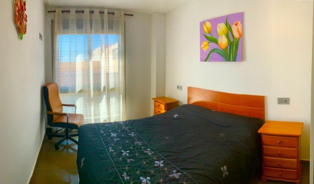 Resale - Apartment -
Guardamar del Segura - Pueblo