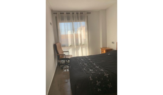 Resale - Apartment -
Guardamar del Segura - Pueblo