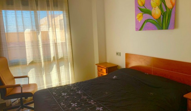 Resale - Apartment -
Guardamar del Segura - Pueblo