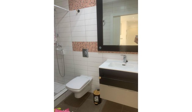 Resale - Apartment -
Guardamar del Segura - Pueblo