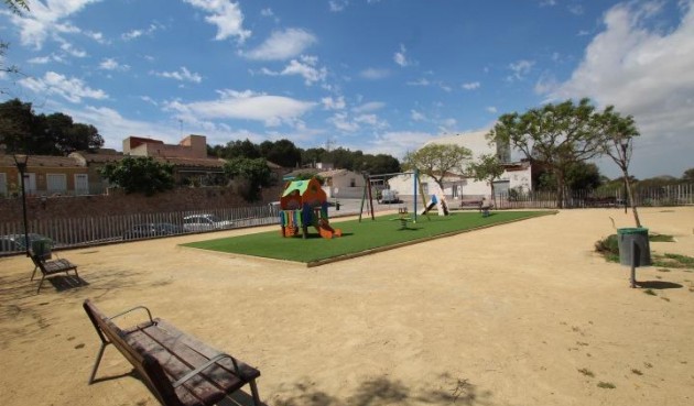 Resale - Town House -
Guardamar del Segura - Centro