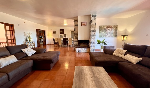 Resale - Villa -
La Nucía - Costa Blanca