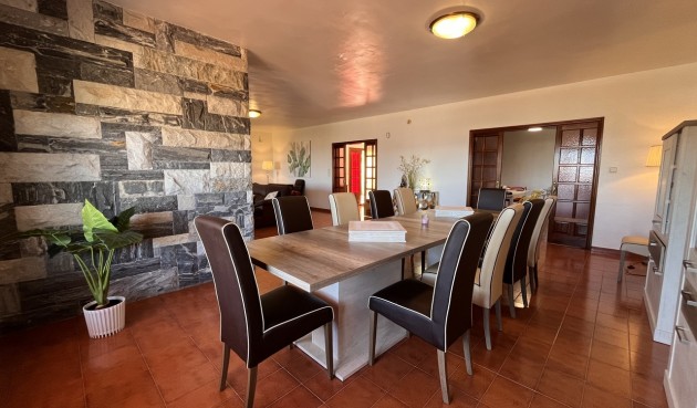 Resale - Villa -
La Nucía - Costa Blanca