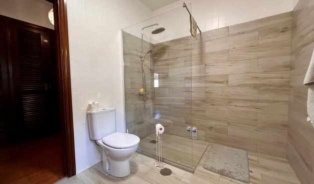 Resale - Villa -
La Nucía - Costa Blanca