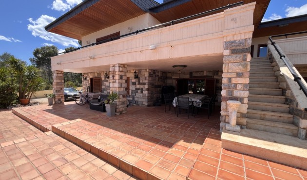 Resale - Villa -
La Nucía - Costa Blanca