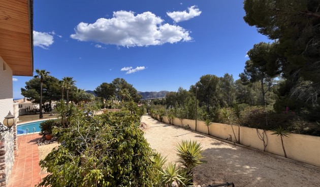 Resale - Villa -
La Nucía - Costa Blanca