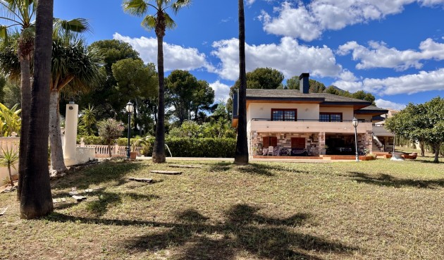 Resale - Villa -
La Nucía - Costa Blanca