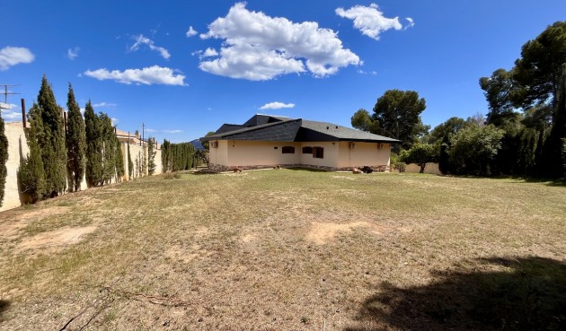 Resale - Villa -
La Nucía - Costa Blanca