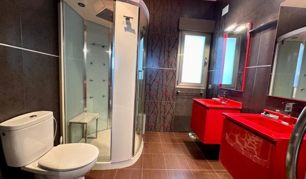 Resale - Villa -
Yecla - Inland