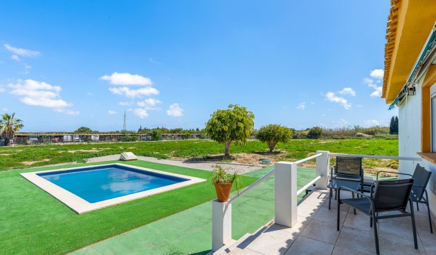 Resale - Villa -
Los Montesinos - Costa Blanca