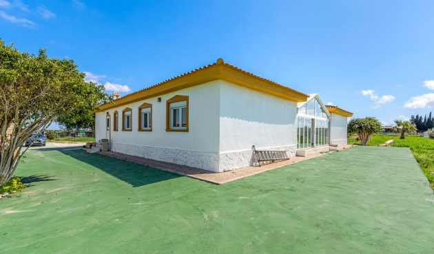 Resale - Villa -
Los Montesinos - Costa Blanca