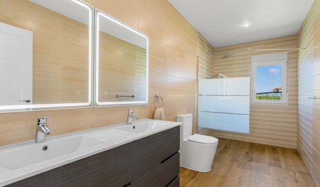 Resale - Villa -
Los Montesinos - Costa Blanca