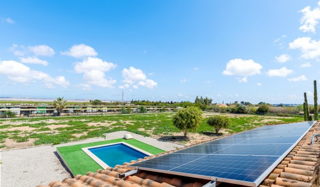 Resale - Villa -
Los Montesinos - Costa Blanca