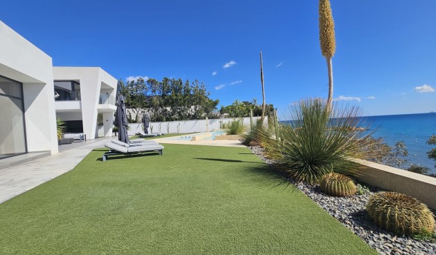 Resale - Villa -
Cabo Roig - Costa Blanca