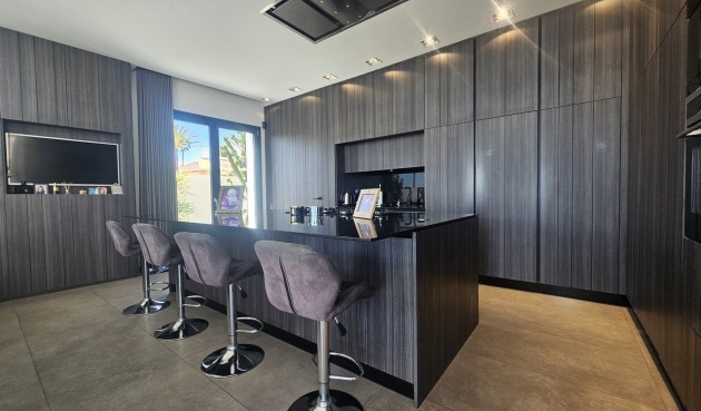 Resale - Villa -
Cabo Roig - Costa Blanca