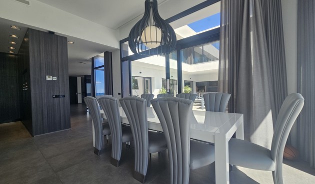 Resale - Villa -
Cabo Roig - Costa Blanca