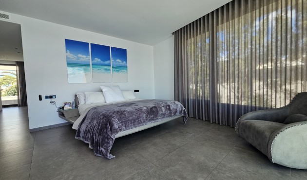 Resale - Villa -
Cabo Roig - Costa Blanca