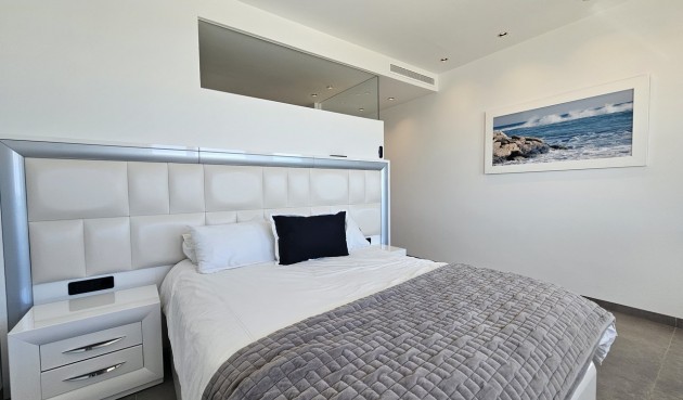 Resale - Villa -
Cabo Roig - Costa Blanca