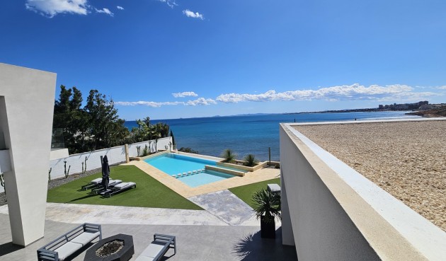 Resale - Villa -
Cabo Roig - Costa Blanca