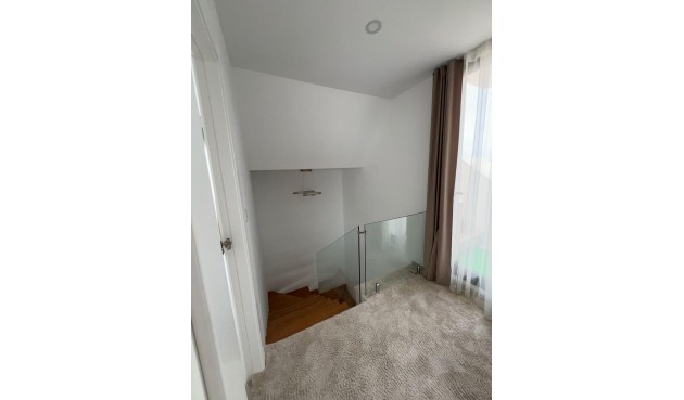 Reventa - Villa -
Benijofar