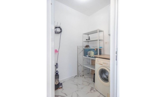 Resale - Apartment -
Orihuela Costa - Villamartín