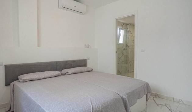 Resale - Apartment -
Orihuela Costa - Villamartín