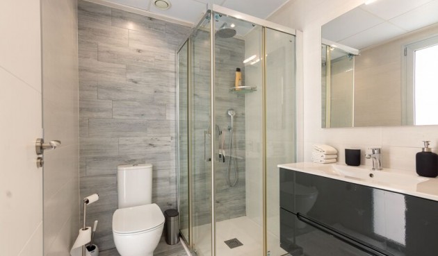 Resale - Villa -
Daya Vieja - Costa Blanca