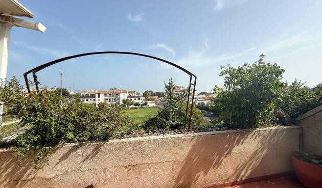 Resale - Apartment -
Orihuela Costa - Punta Prima