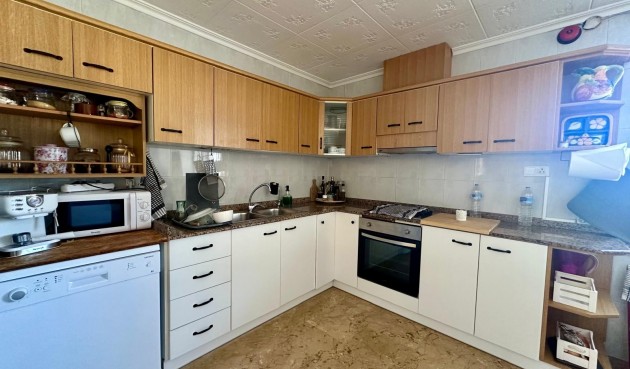 Resale - Villa -
Torre Del Rico - Inland