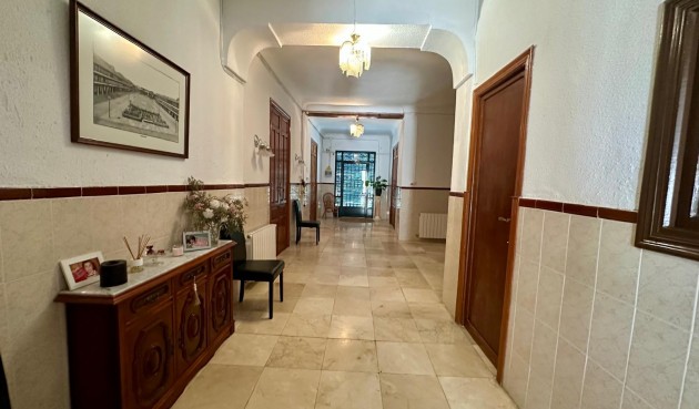 Resale - Villa -
Torre Del Rico - Inland