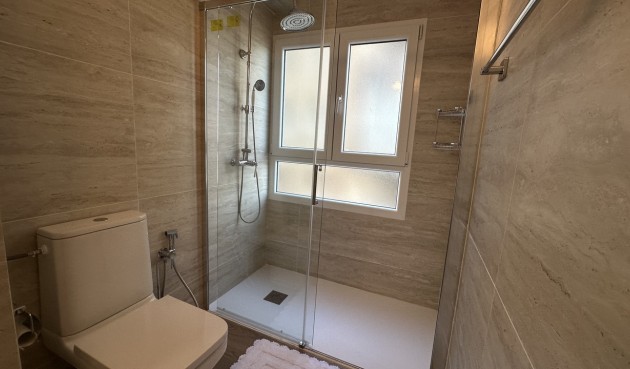 Återförsäljning - Apartment -
Torrevieja - Costa Blanca