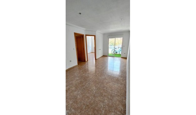 Resale - Apartment -
Torrevieja - Playa de los Locos