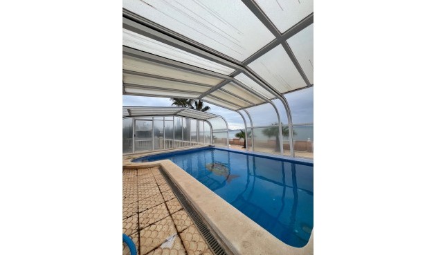 Resale - Villa -
La Manga del Mar Menor - Km 17