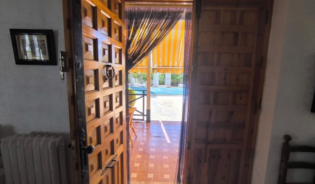 Resale - Villa -
Yecla - Inland