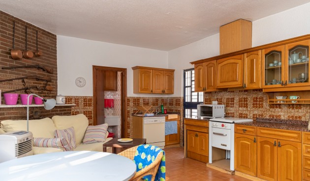 Resale - Villa -
Yecla - Inland