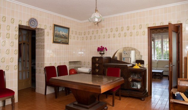 Resale - Villa -
Yecla - Inland