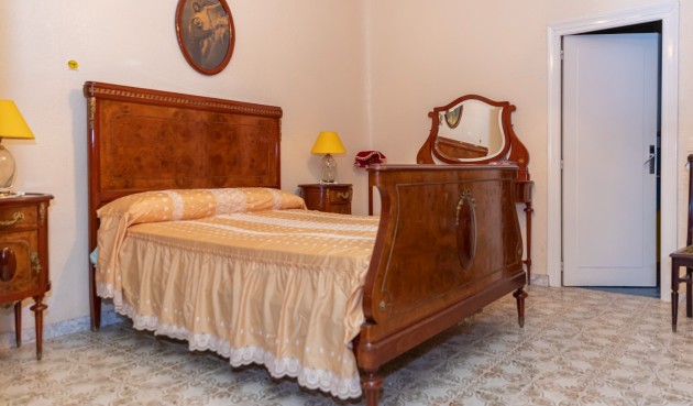 Resale - Villa -
Yecla - Inland