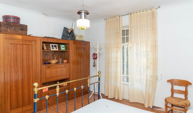 Resale - Villa -
Yecla - Inland