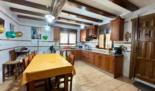 Brukt - Villa -
Yecla - Inland