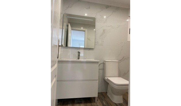 Resale - Apartment -
San Miguel de Salinas - Pueblo 9